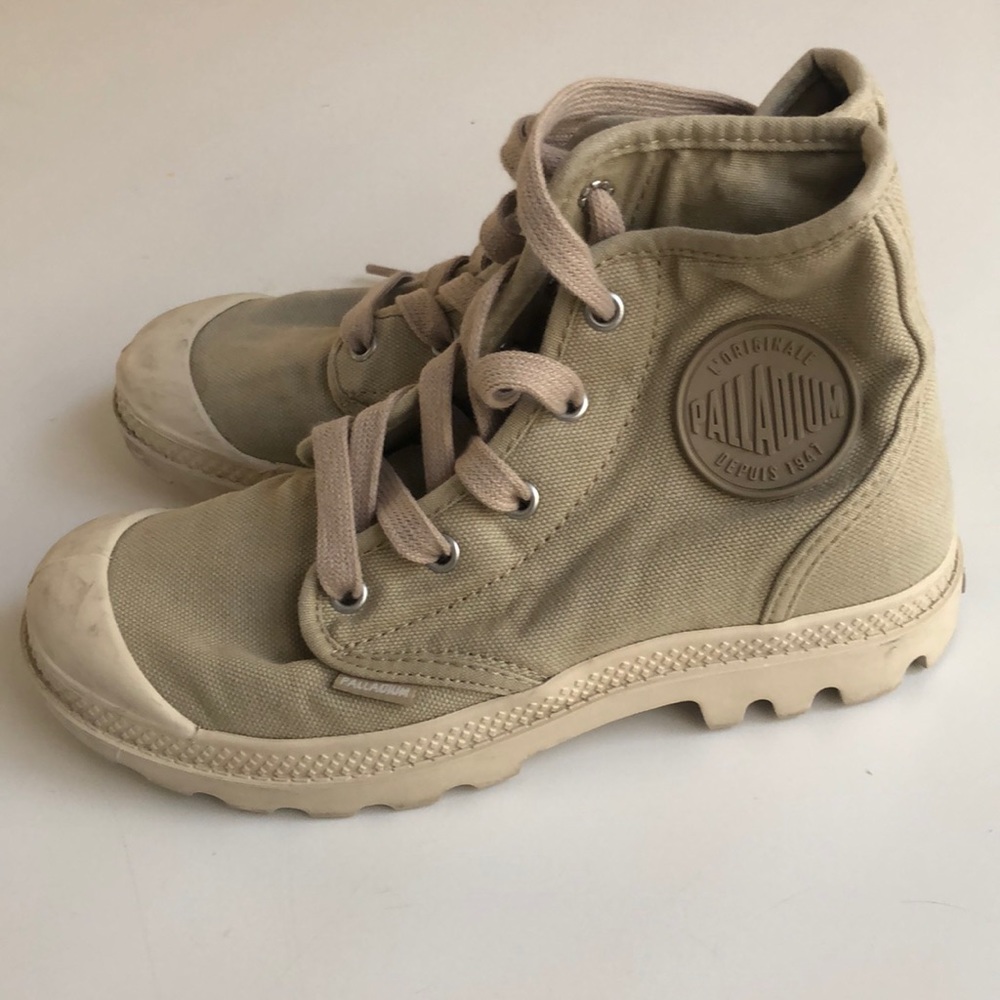 Palladium Boots Sahara Pampas Hi